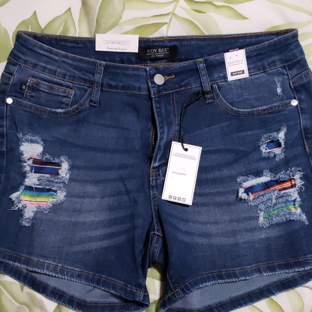 Judy Blue serape patch shorts